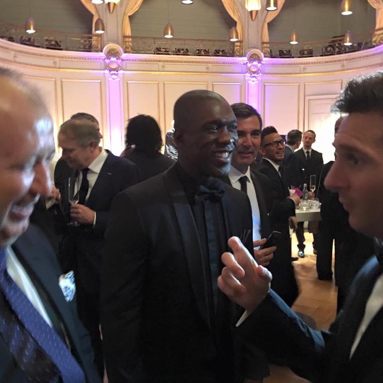 Sen neymişsin Eto'o! Sen neymişsin Eto'o!