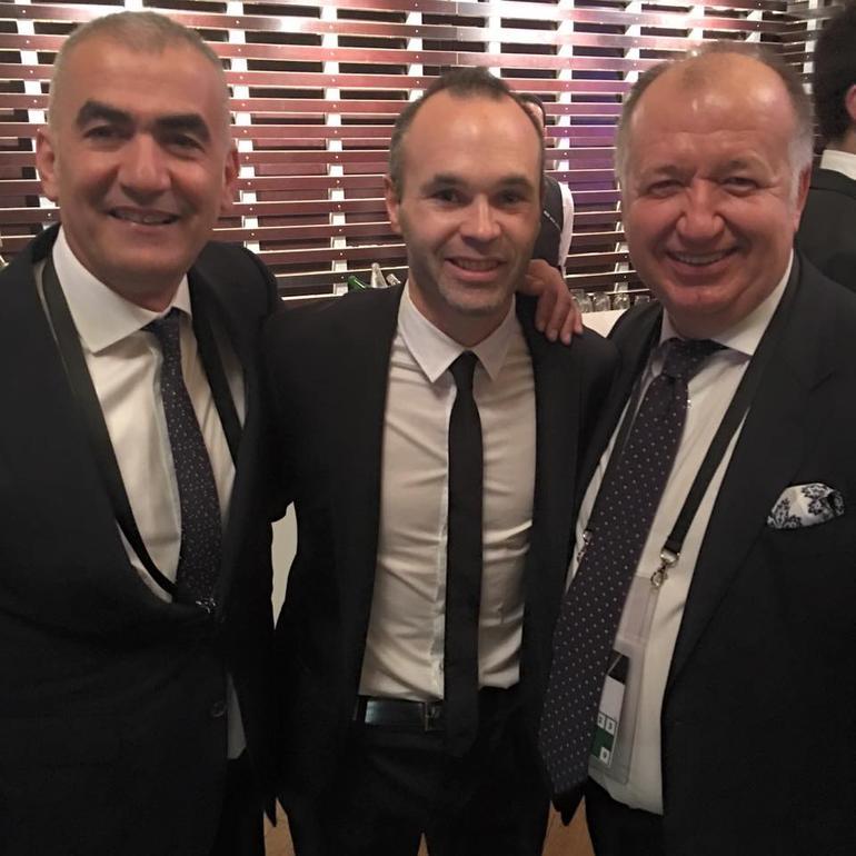 Sen neymişsin Eto'o!