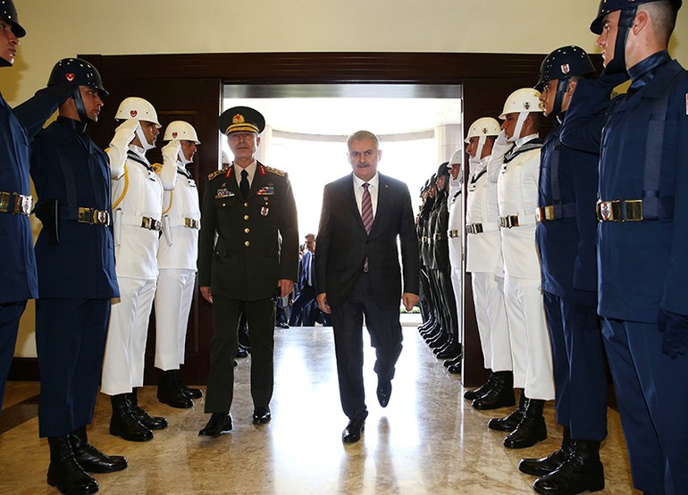 Başbakan'dan Genelkurmay'a ziyaret