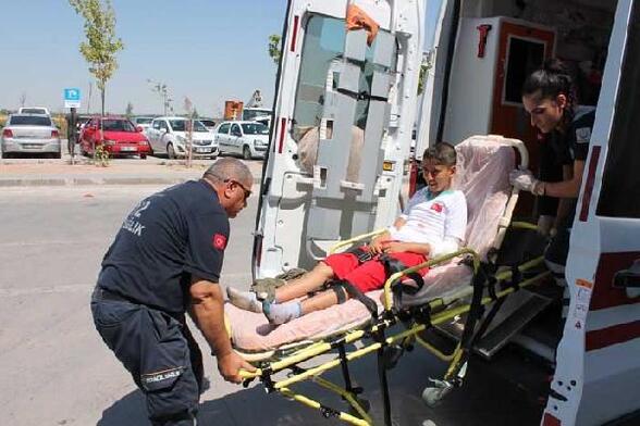 Can balkonda düşüp yaralandı, annesi 'Benim yüzümden oldu' diye ağladı