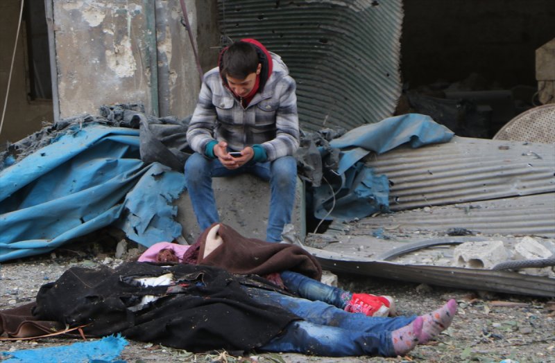 Halep'te insanlık dışı saldırılar