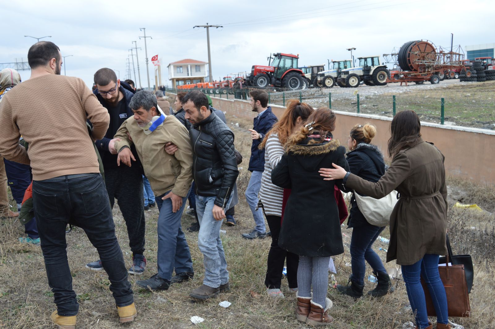 Kırklareli Lüleburgaz'da zincirleme trafik kazası: 29 yaralı