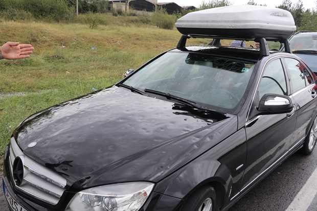 Edirne'de ceviz büyüklüğünde dolu