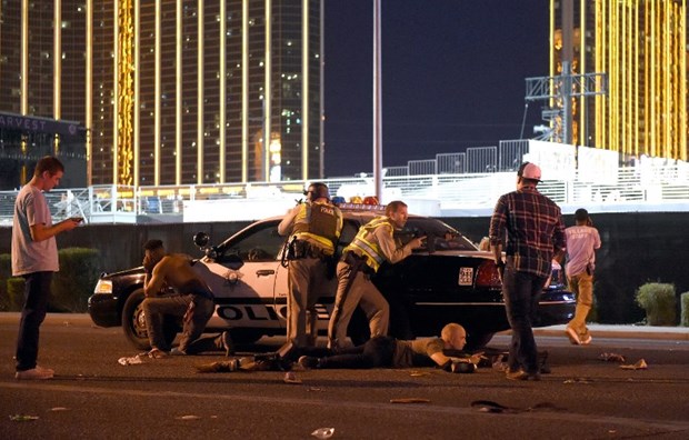 Las Vegas'ta konsere silahlı saldırı: 58 ölü