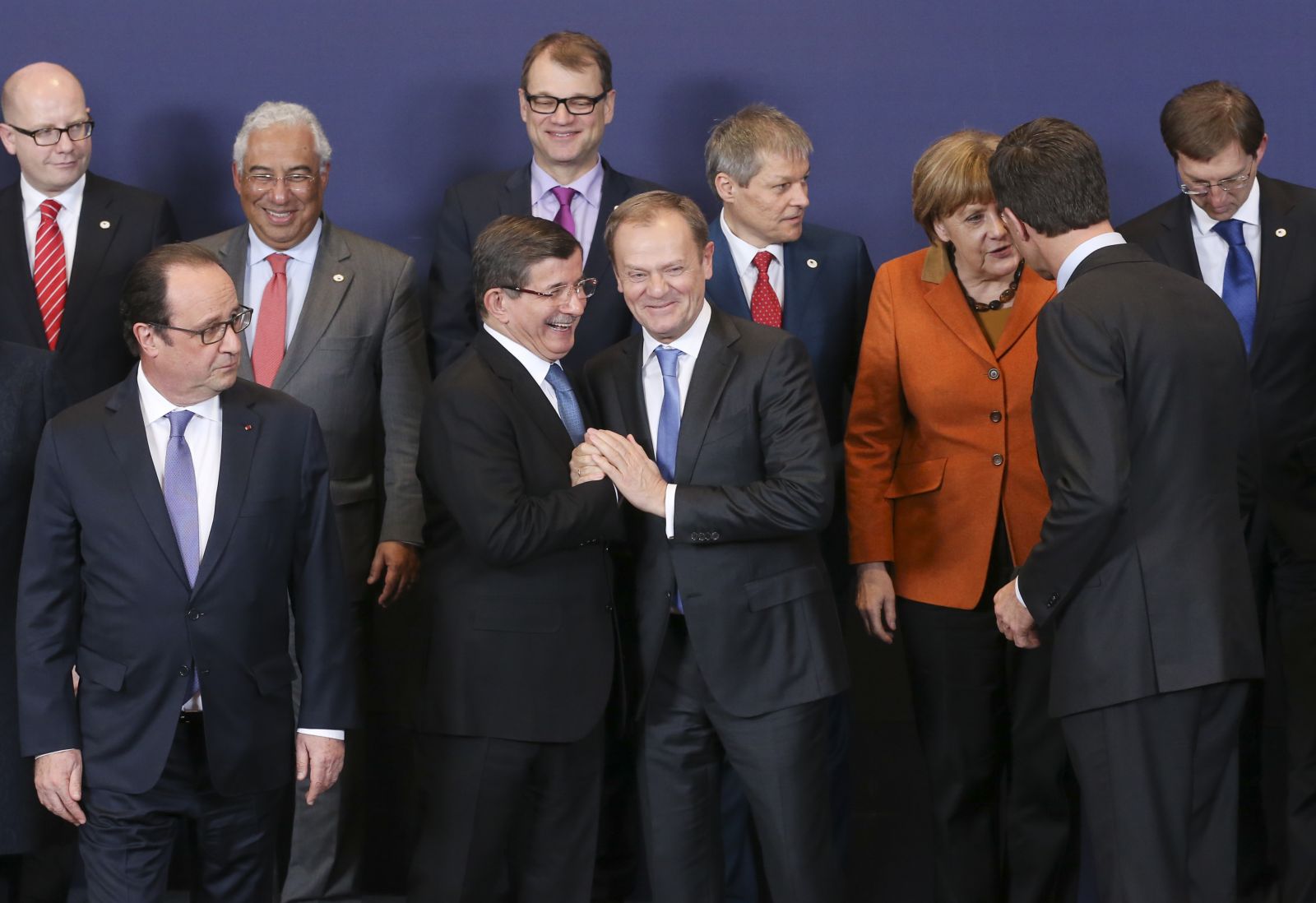 Aile fotoğrafına "Türk bayrağı" ayarı