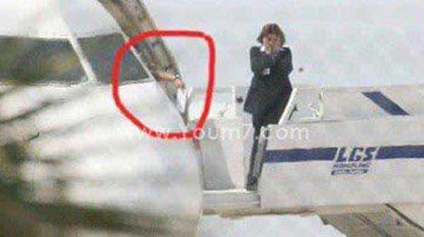 Mısır uçağını kaçıran hava korsanı teslim oldu