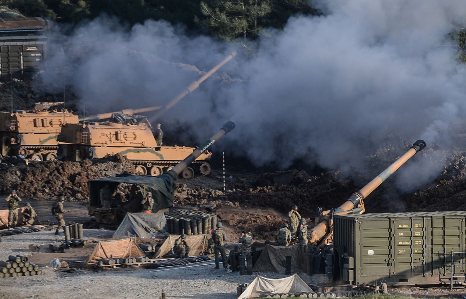 Sakarya Tepesi’ndeki PYD mevzileri yerle bir edildi