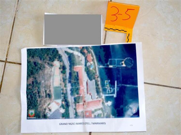 Mavi renkli valizden FETÖ'nün darbe planı ortaya çıktı! Tek tek not alınmış