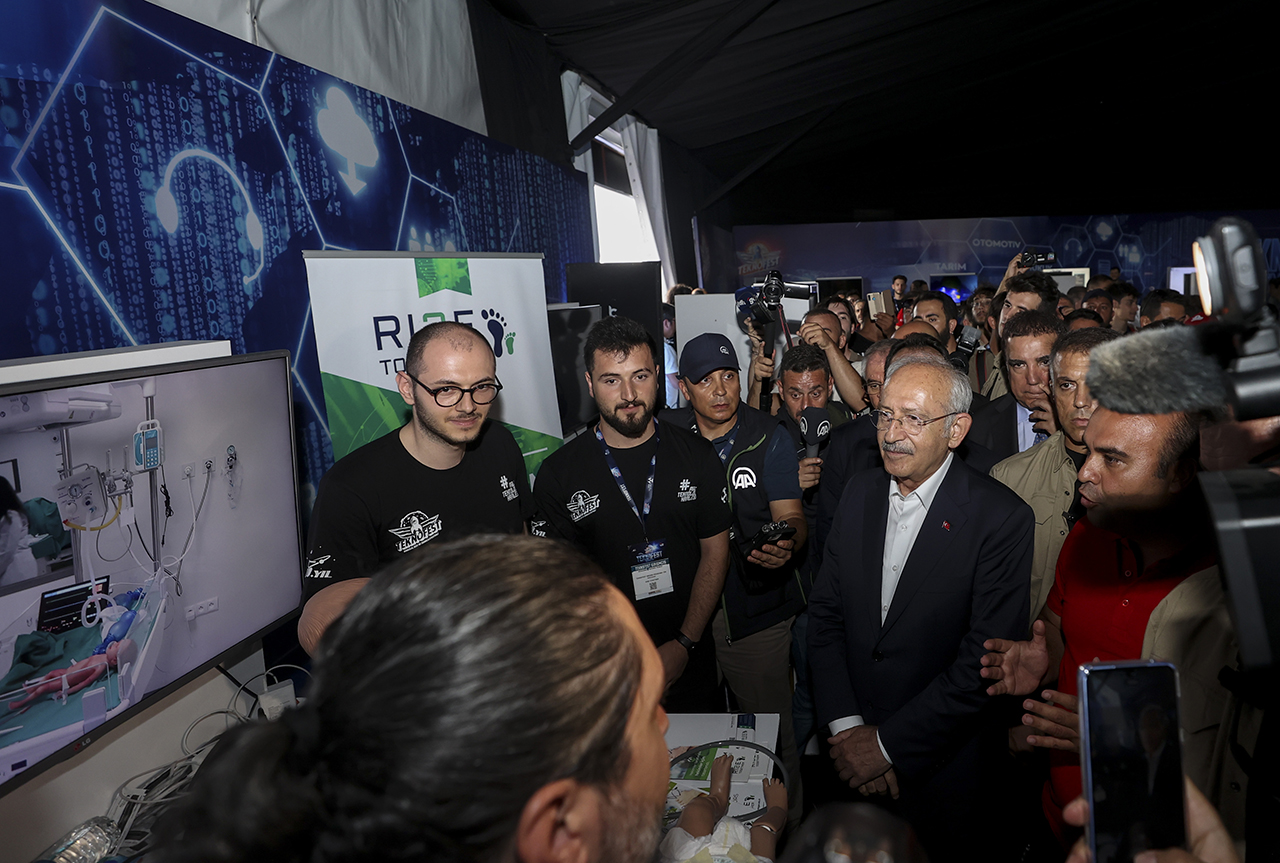 Kemal Kılıçdaroğlu, TEKNOFEST'e gitti