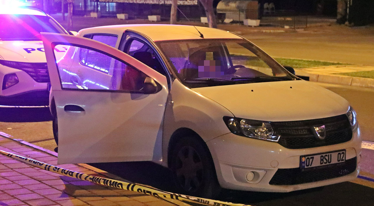 'Pes' dedirten görüntü: Cenazeyi görmek için yarıştılar