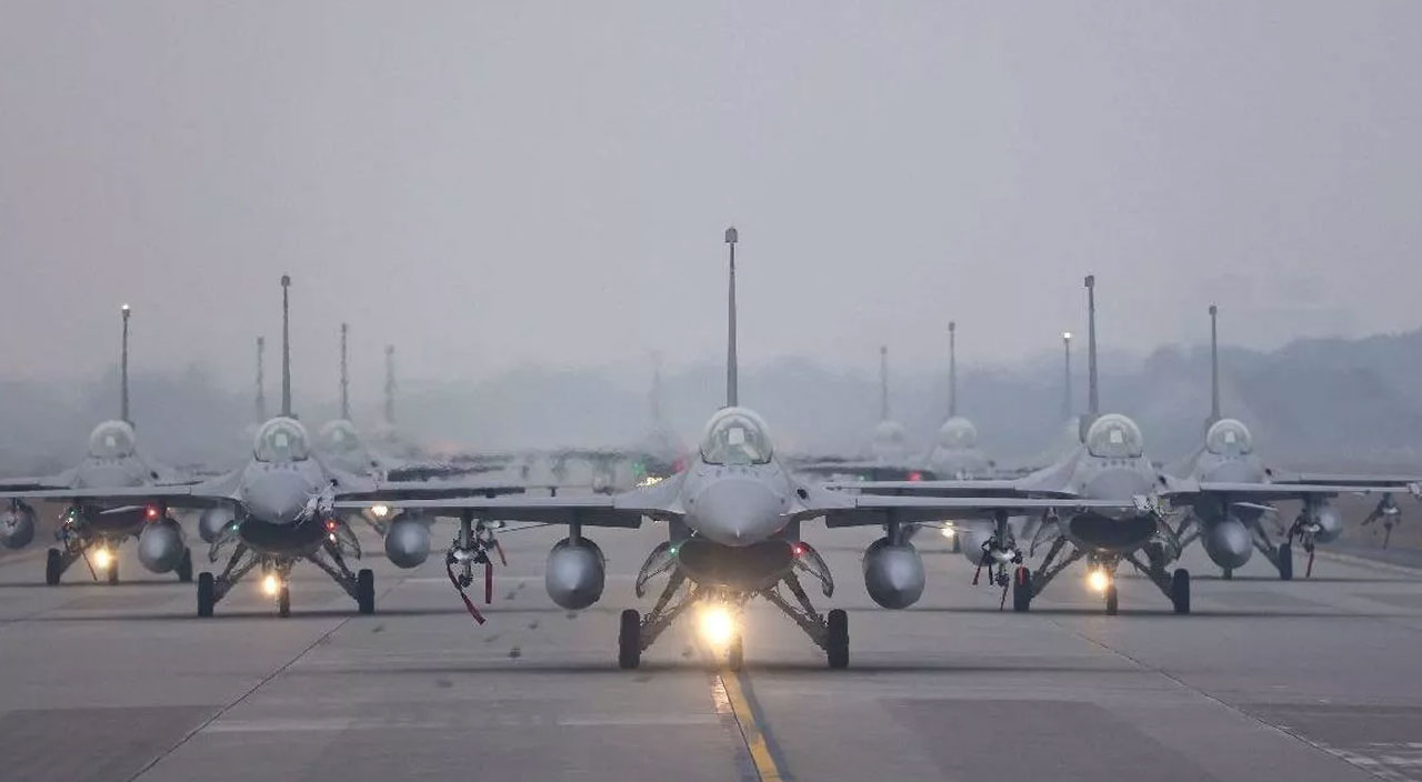 Bu kadarı da pes… ABD’li senatörden Türkiye’ye skandal F-16 şartı Bu kadarı da pes… ABD’li senatörden Türkiye’ye skandal F-16 şartı