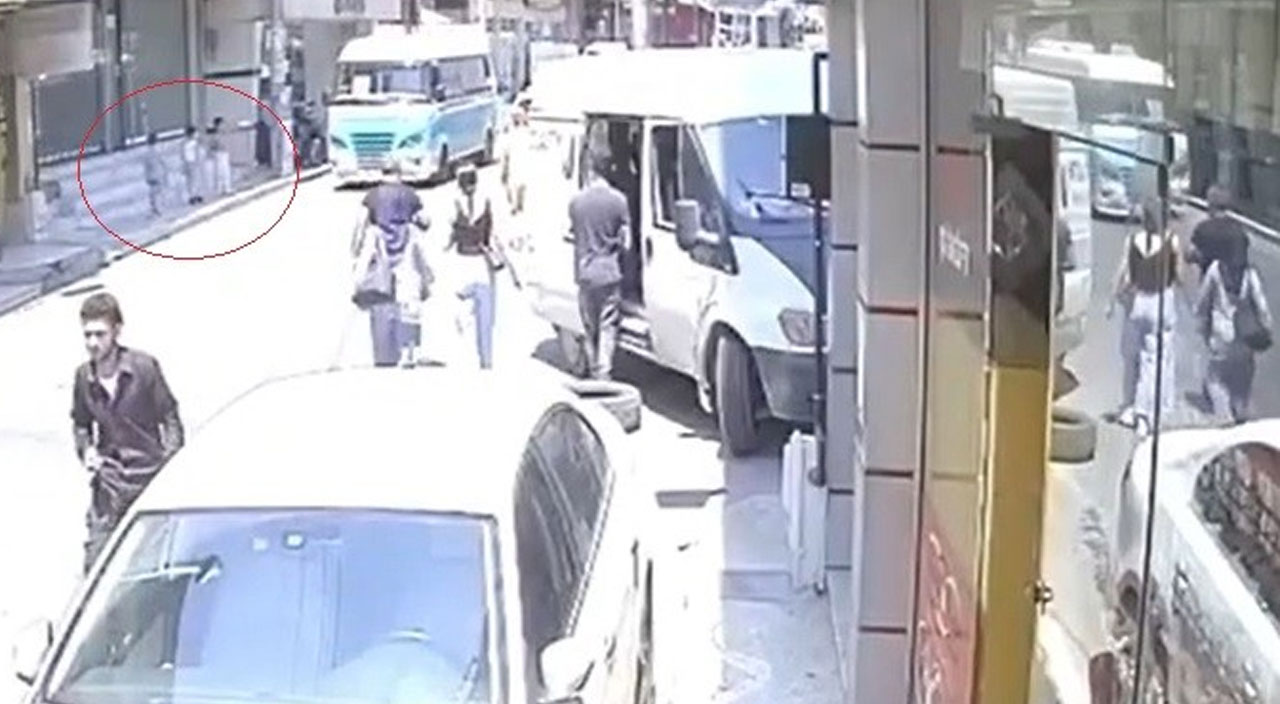 İzmir'de kayıp skandalı: Anasınıfına giden 3 çocuk saatler sonra bitkin halde buldu