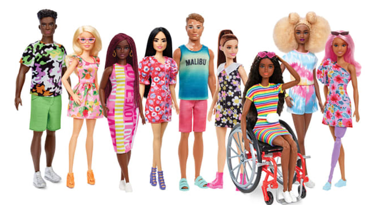 Barbie bebeklerin çeşitliliği artıyor: İşitme cihazlı Barbie, vitiligosu olan Ken piyasaya çıkacak