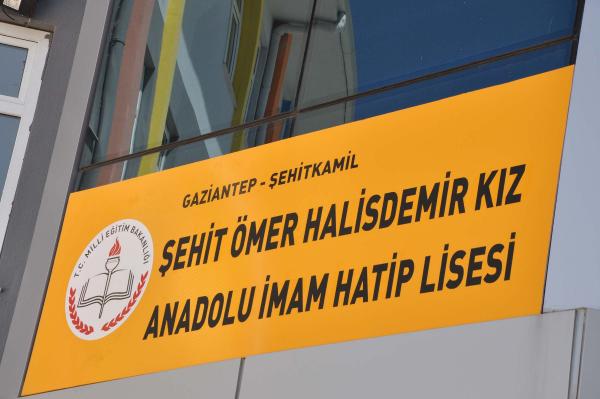 Kahraman astsubayın adı Gaziantep'te okula verildi