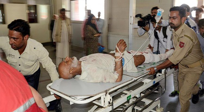 Hindistan, Pakistan'a saldırdı