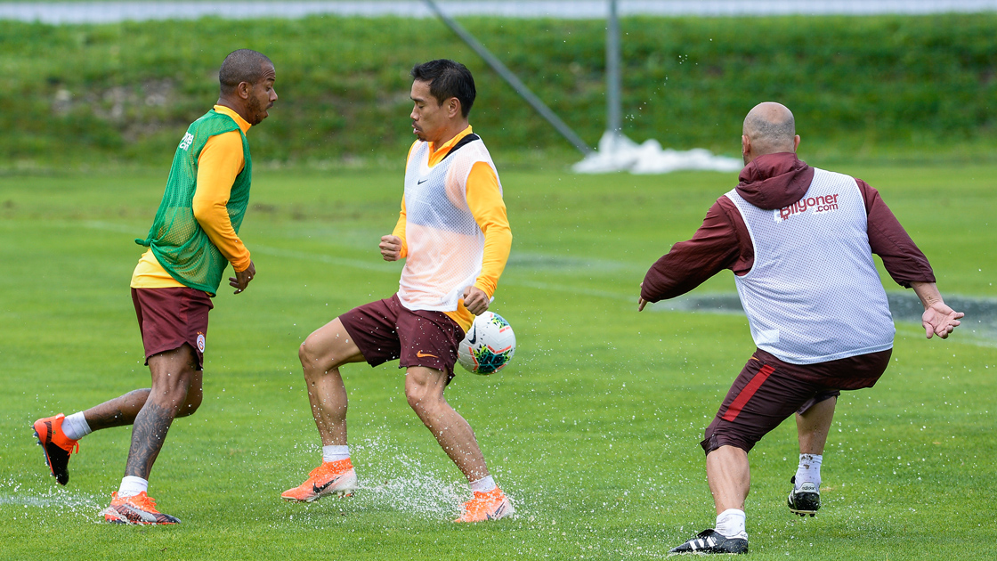 Galatasaray'da kıran kırana idman