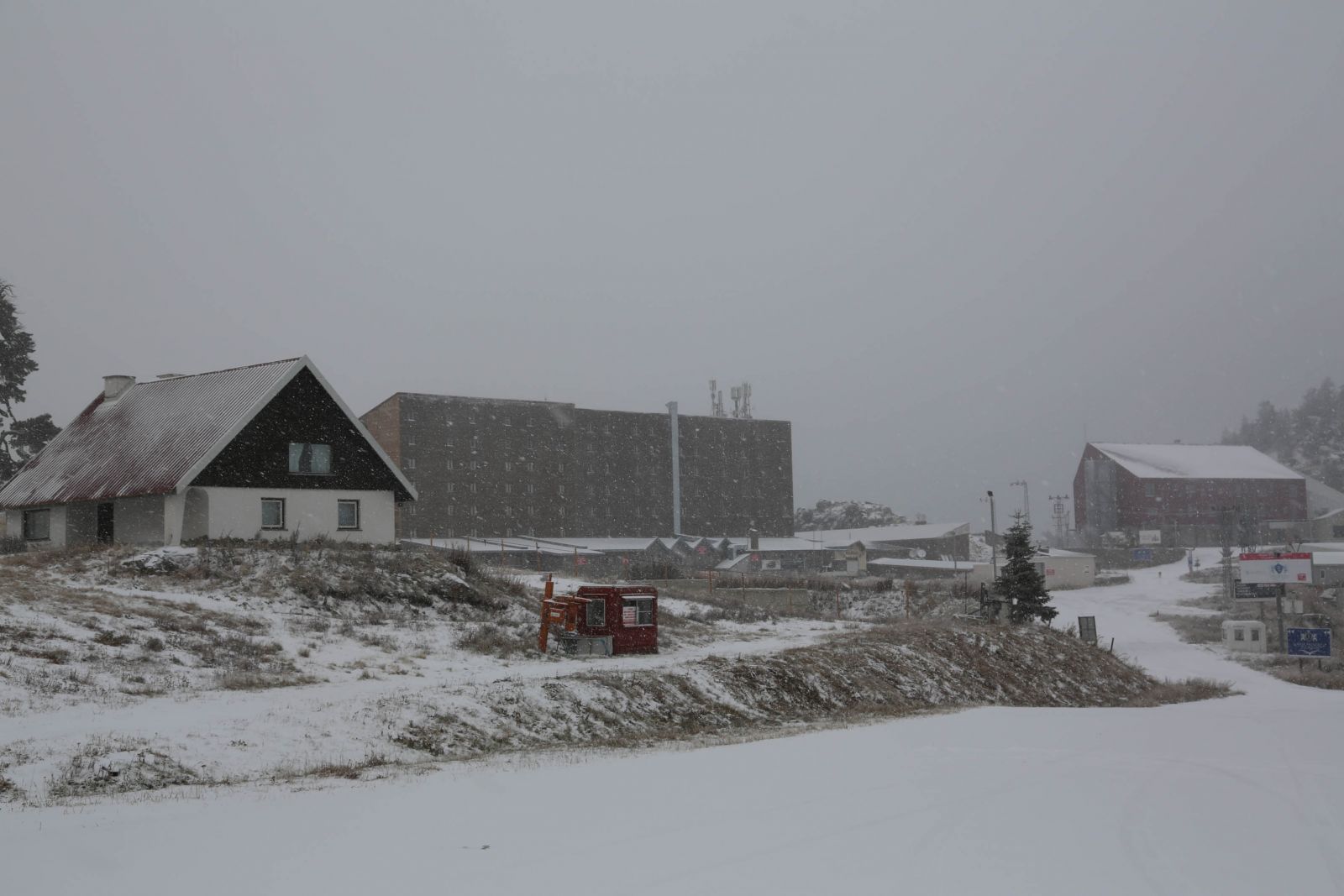 Bolu'da kar yağışı başladı