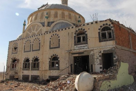 Nusaybin'de tel örgü geri çekildi, çatışma izleri ortaya çıktı