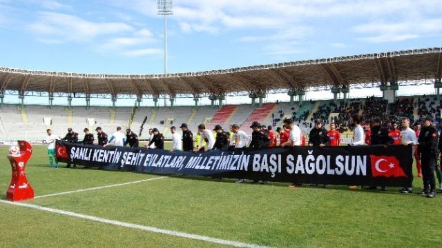 Yeşil sahada anlamlı destek