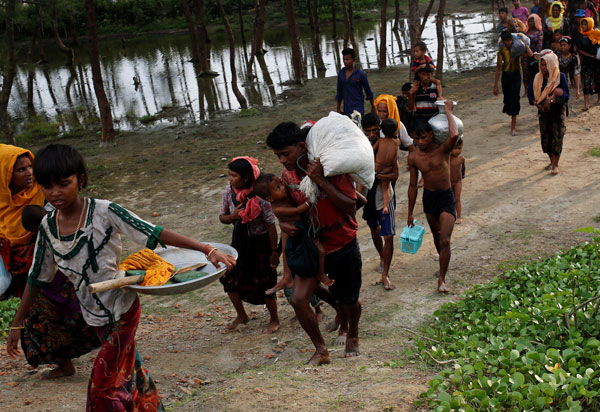 Myanmar'da katliamdan kaçanların sayısı 146 bine çıktı