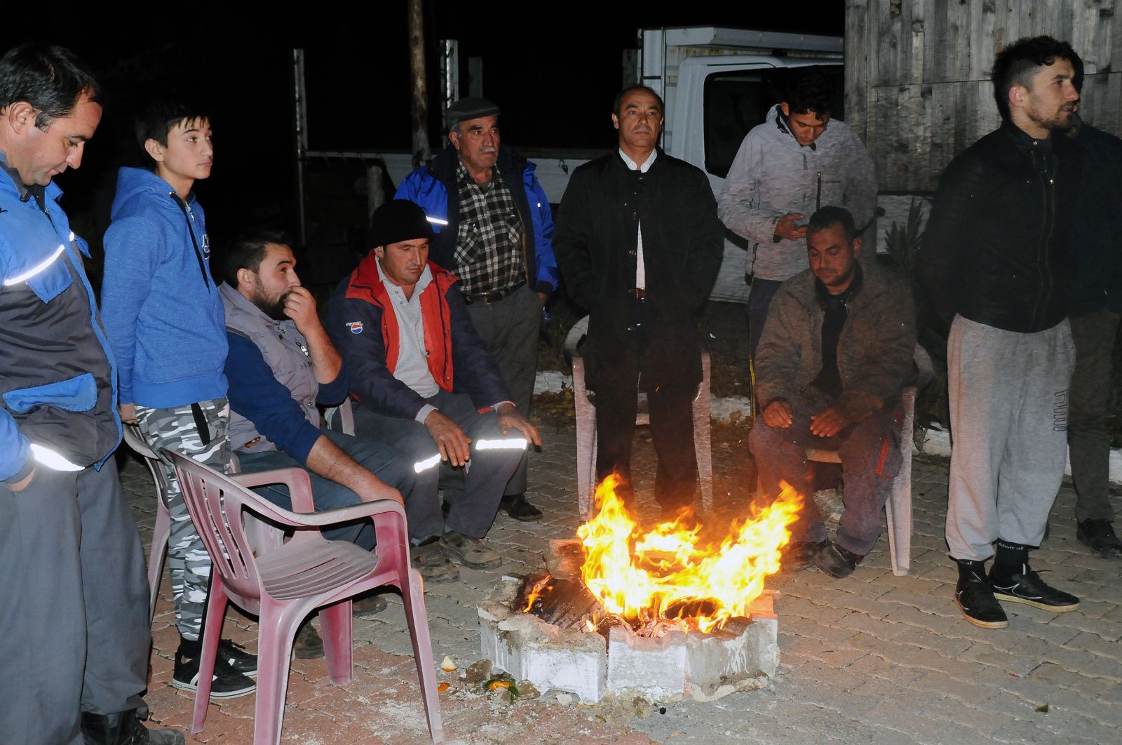 Muğla'daki deprem bir mahalleyi evsiz bıraktı!