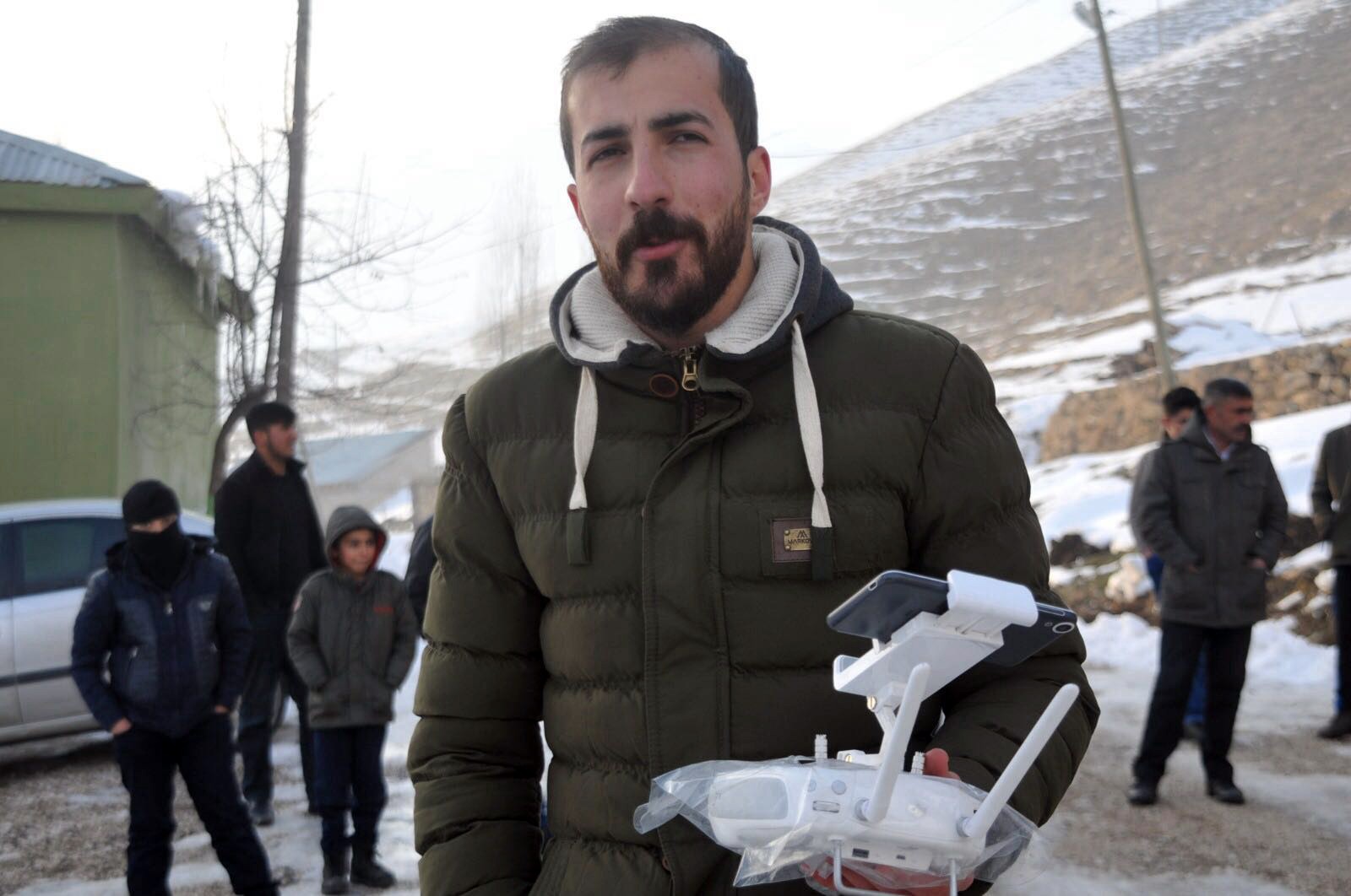 Çekmeyen telefona ’drone’lu çözüm