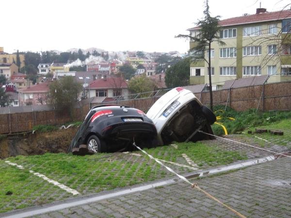 Kadıköy'de toprak kaydı