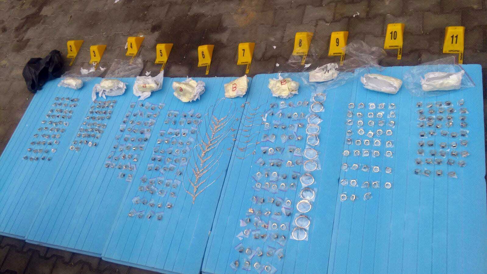 Van’da otomobilin hava yastığında 4,5 kilo altın çıktı