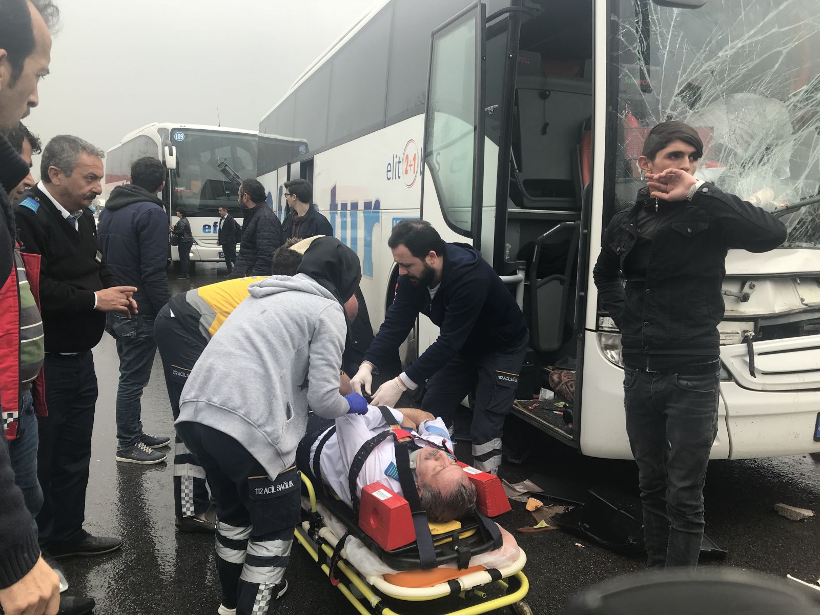 TEM'de zincirleme kaza! İstanbul yönü kilit
