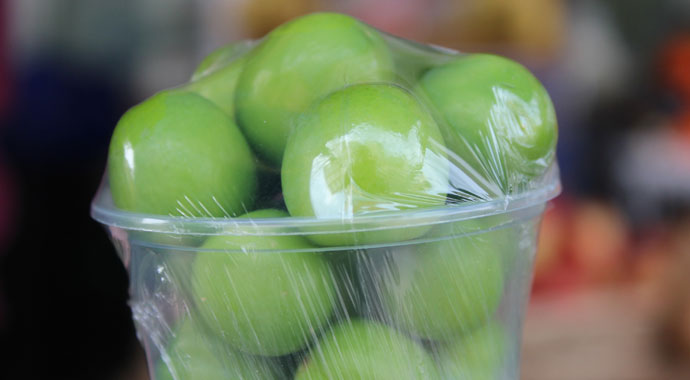 500 liralık erik çağlasının fiyatı dudak uçuklatıyor