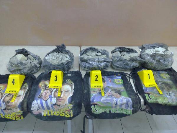 8 PYD'li bombayla yakalandı