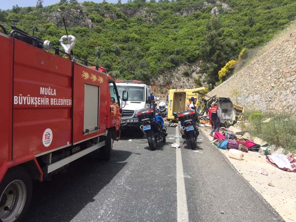 Son dakika: Muğla'da facia! Korkunç kazada ölü sayısı artıyor