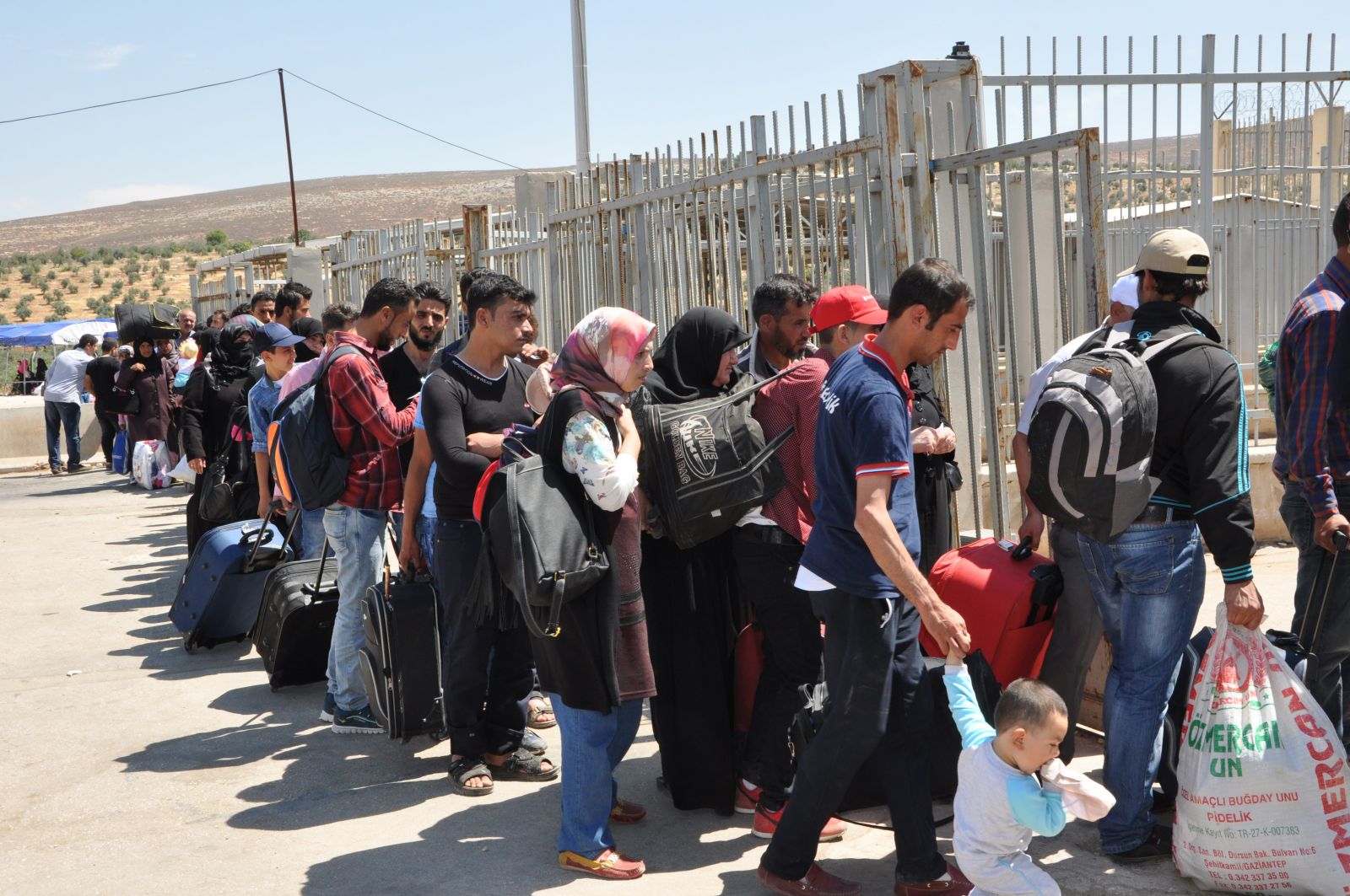 Cilvegözü’nden çıkan Suriyeli sayısı 25 bini geçti