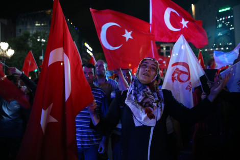 Ankara'da 15 Temmuz Kızılay Meydanı'nda mahşeri kalabalık