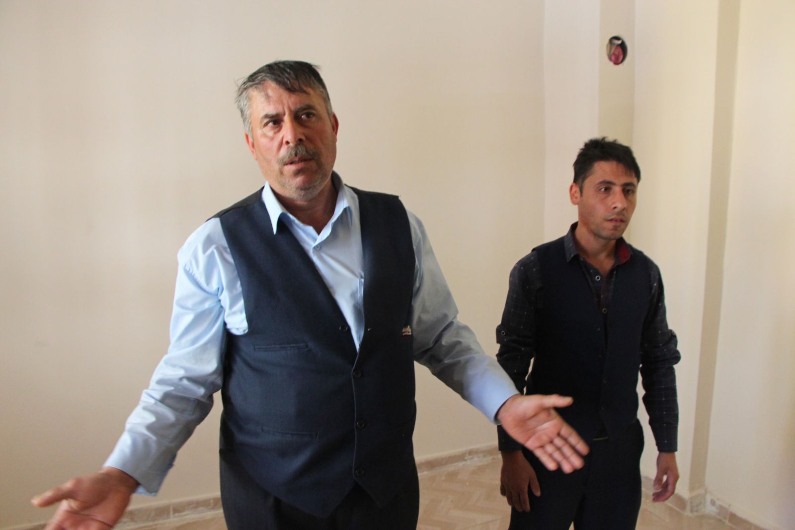 Dolandırıldığını anlayan damat gözyaşlarına boğuldu