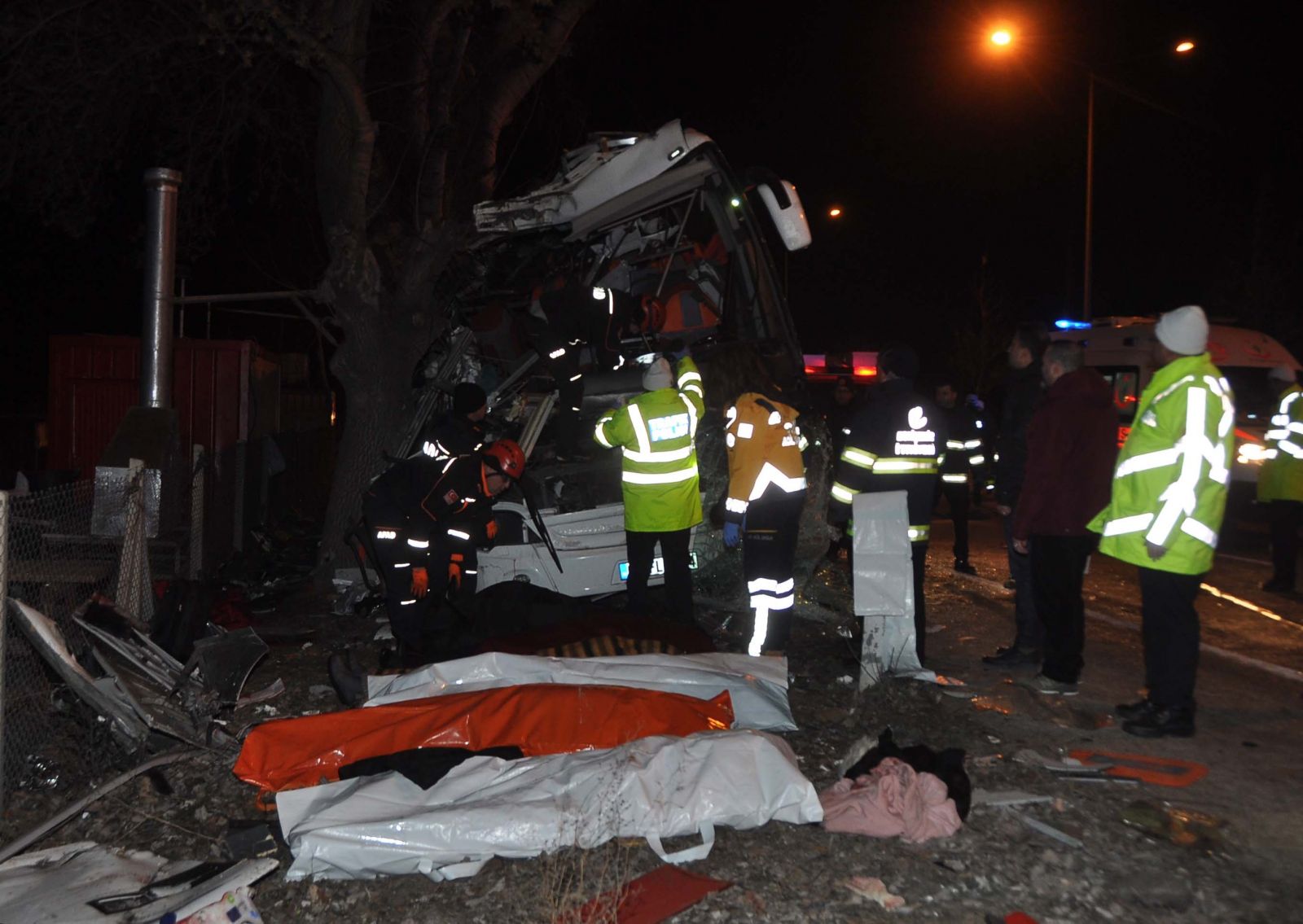 Sondakika! Eskişehir'de otobüs kazası: 11 ölü, 44 yaralı