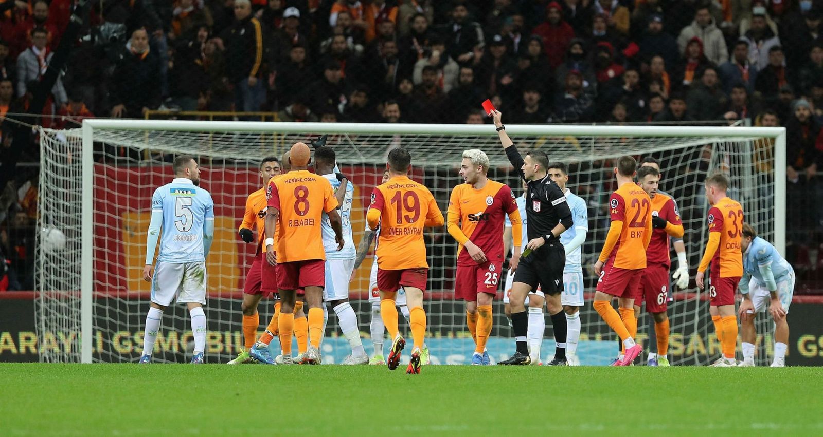 Galatasaray maçına damga vuran Zorbay Küçük’ün savunması ortaya çıktı: Karar verildi