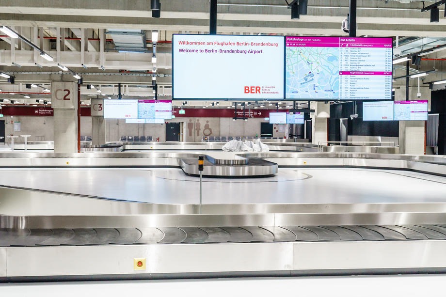 Almanların “Utanç Havalimanı” inşaatı sonunda tamamlandı Almanların “Utanç Havalimanı” inşaatı sonunda tamamlandı