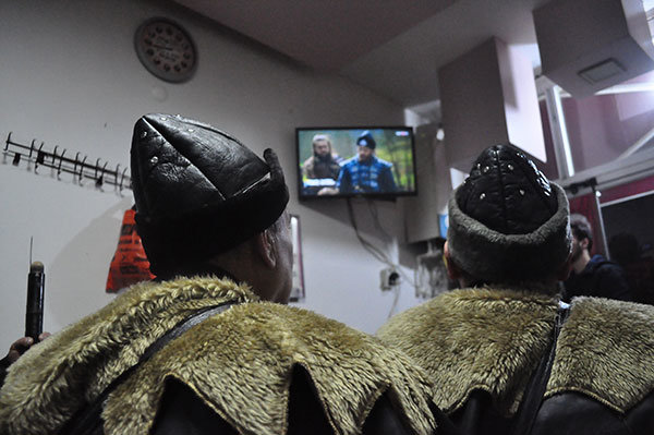 Kahvehanede, Diriliş Ertuğrul izlerken kendilerinden geçtiler
