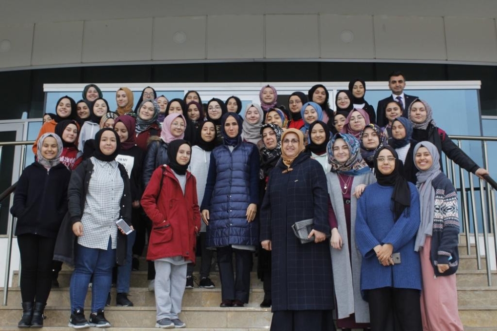 Cumhurbaşkanı Erdoğan’dan Kardemir İmam Hatip Lisesi öğrencilerine mesaj