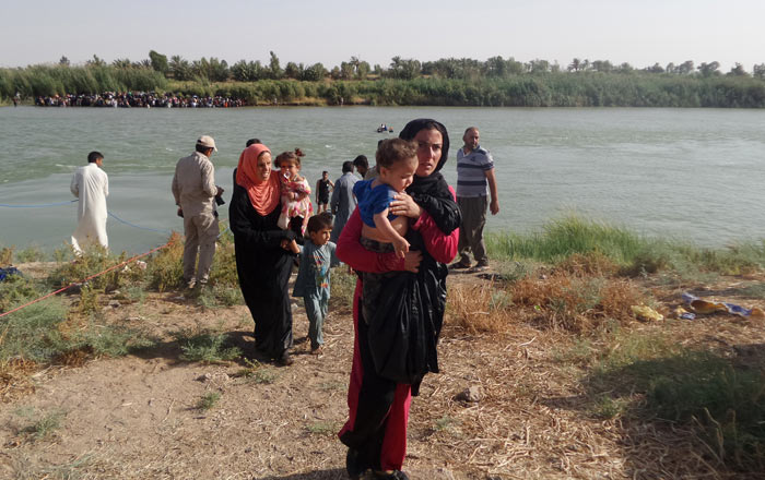 Felluce'den kaçıp Fırat Nehri'ni böyle aştılar