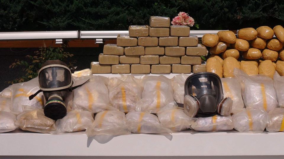 Ormancı kılığına girip takip ettiler! Gizli tünelden rekor çıktı