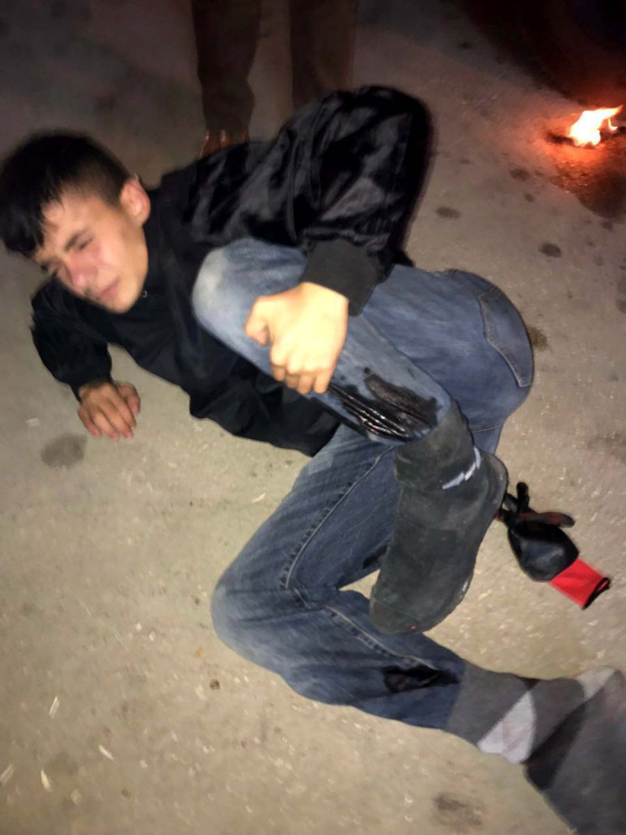 Polise molotofkokteyli atarken vuruldu