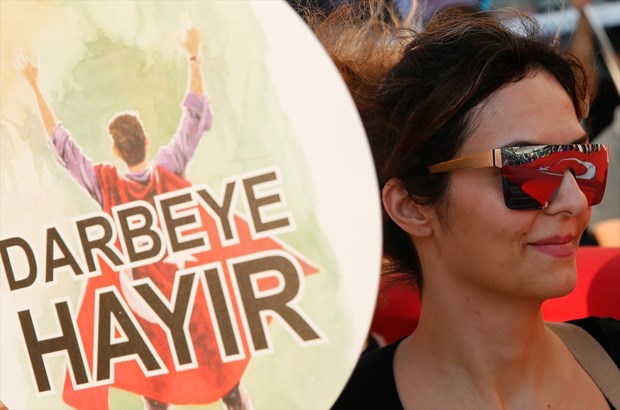 Türkiye demokrasisine sahip çıktı