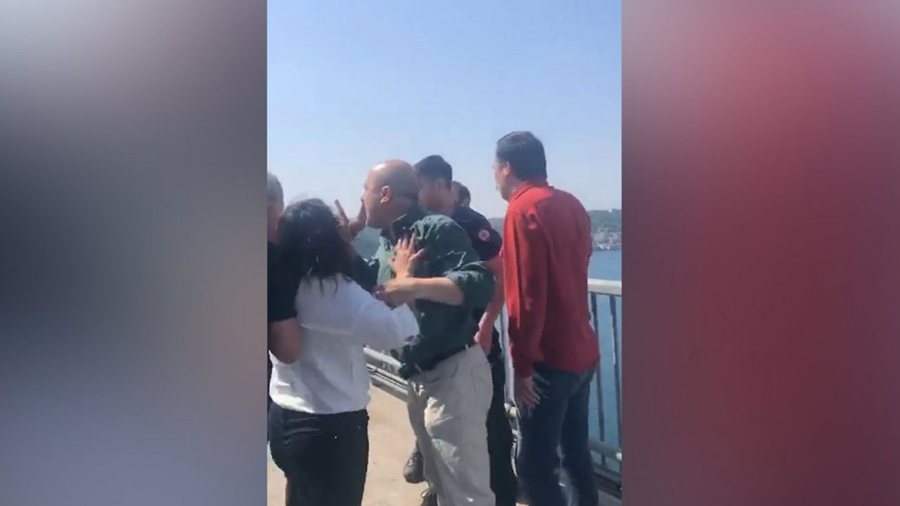 Köprüye pankart asan vekiller polise saldırdı