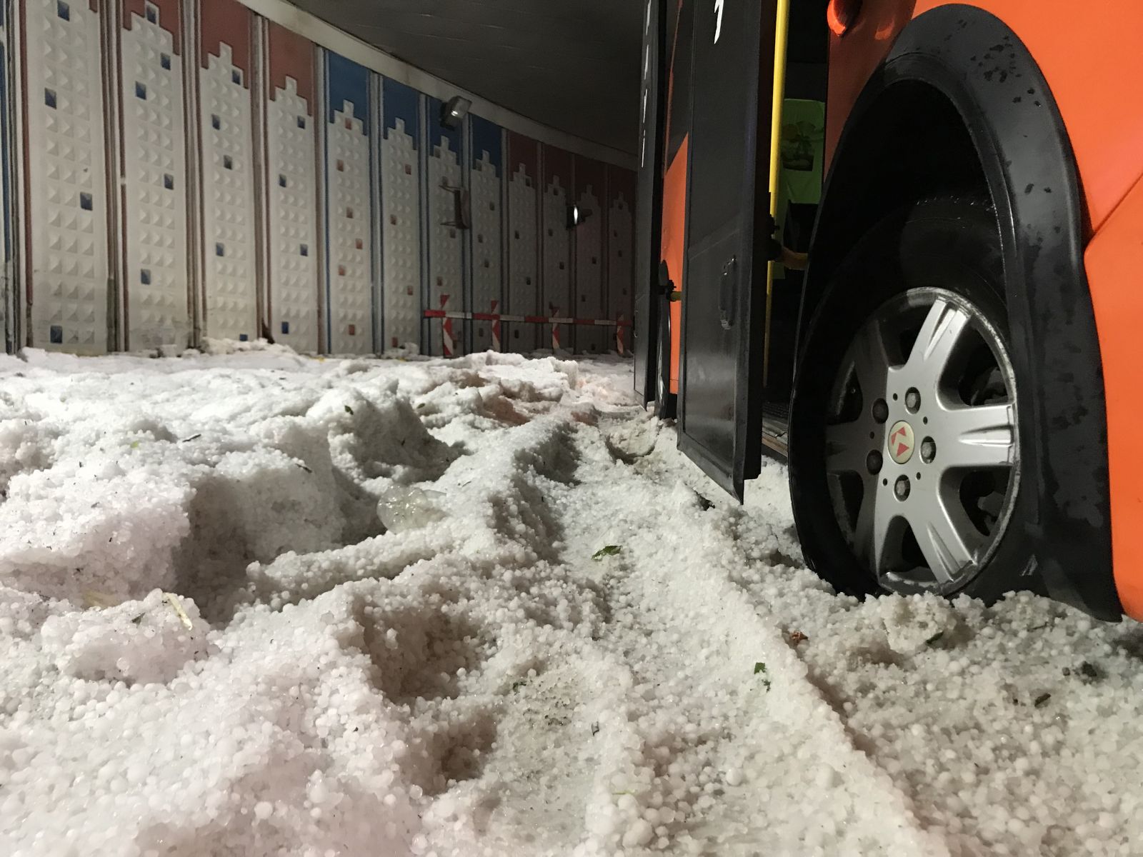 Erzurum beyaza büründü, görenler şaşkına döndü