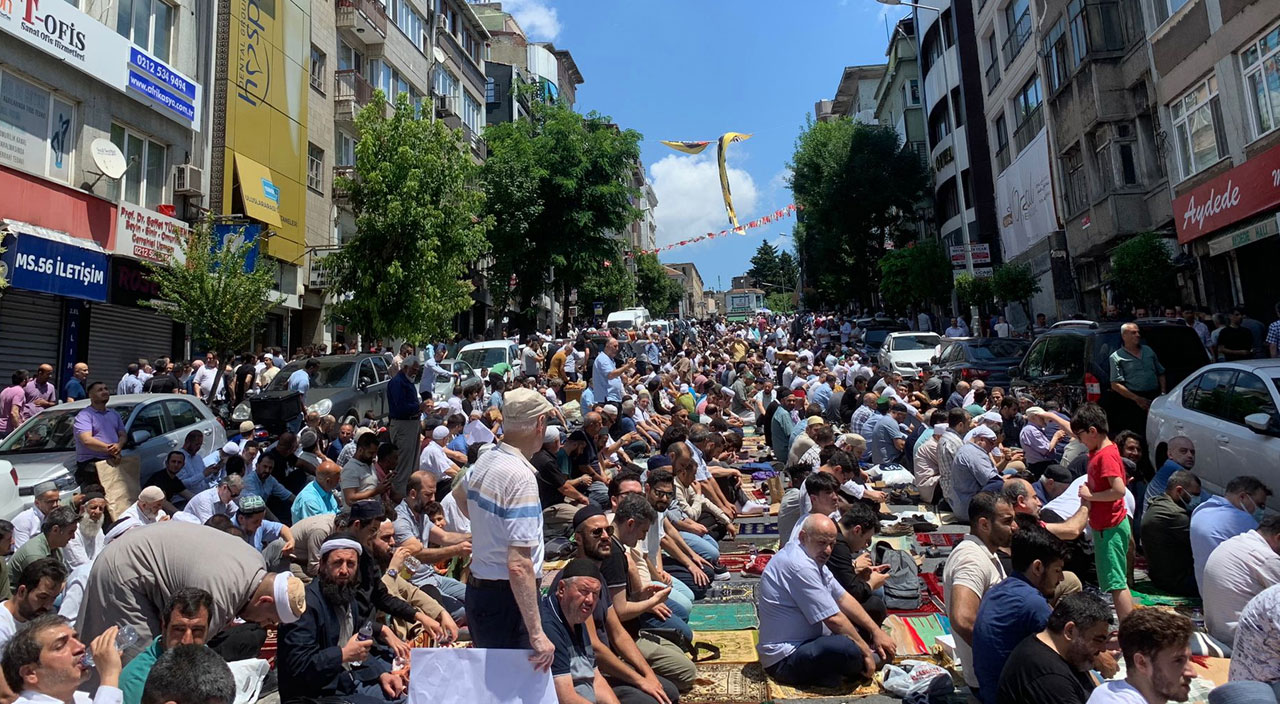 Gönül seli! Mahmud Ustaosmanoğlu Hocaefendi son yolculuğuna uğurlandı: Erdoğan Hocaefendiyi anlattı