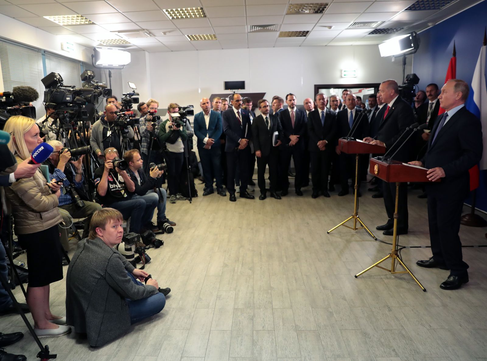 Cumhurbaşkanı Erdoğan, Putin’le bir araya geldi