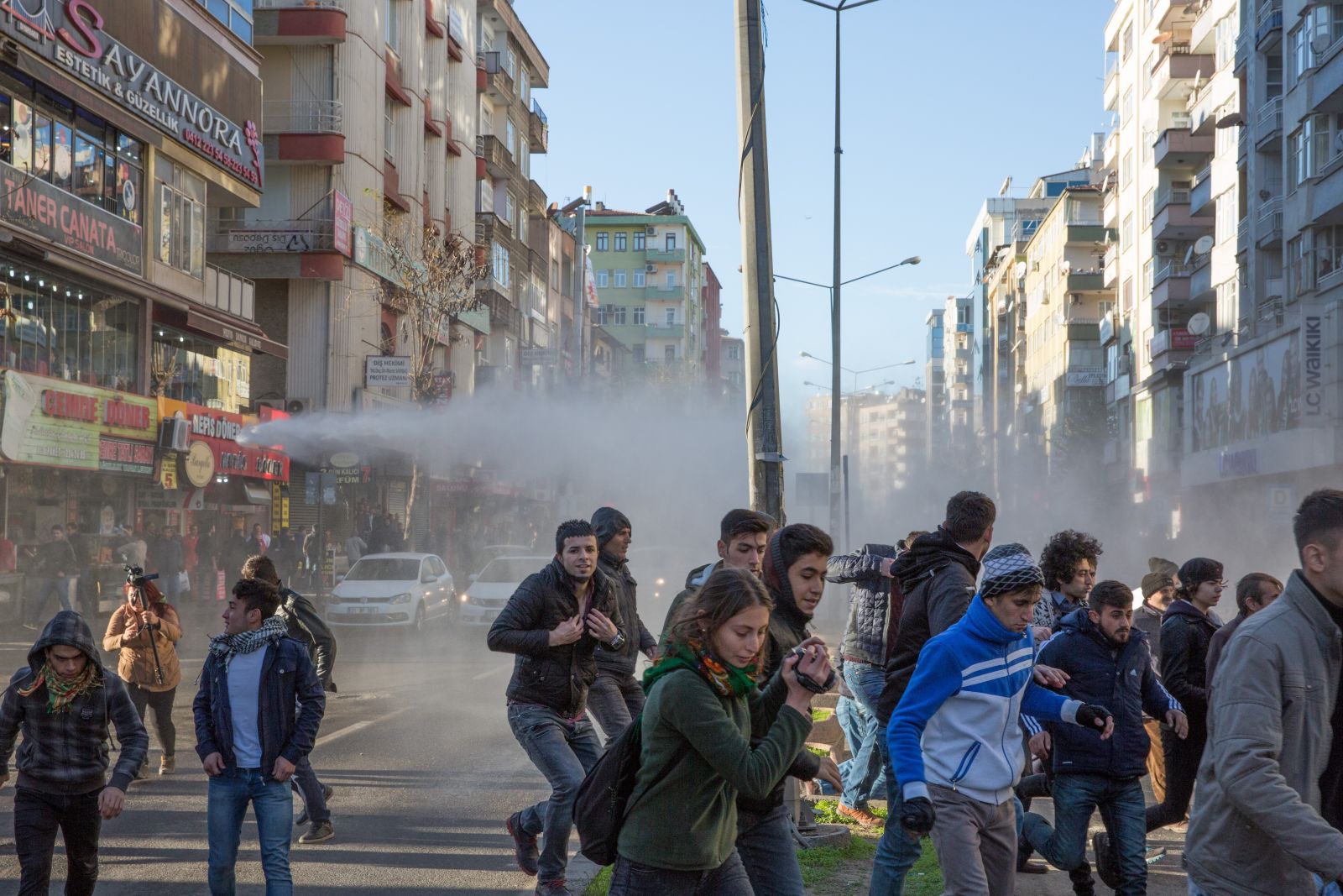 Diyarbakır'da olaylar sürüyor! Diyarbakır'da olaylar sürüyor!