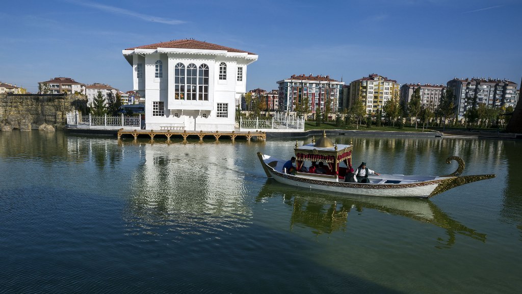 Selçuklu ve Osmanlı dönemi bu parkta yaşatılıyor